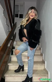 Venezolana travesti ÁNGELA cariñosa vengo a complacerte 