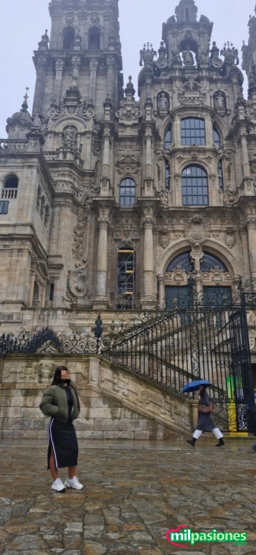 BELLA MORENA JOVENCITA COMPLACIENTE.RECIEN LLEGADA A ESPAÑA  - 1