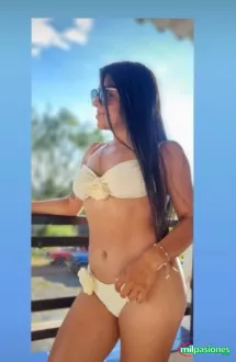 Colombiana por primera vez en tu ciudad  hermosa morena