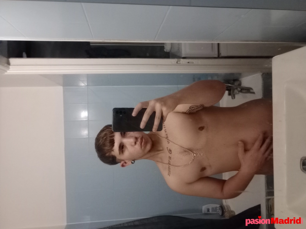 Chico trans con cxño jovencito de 22 años - 4