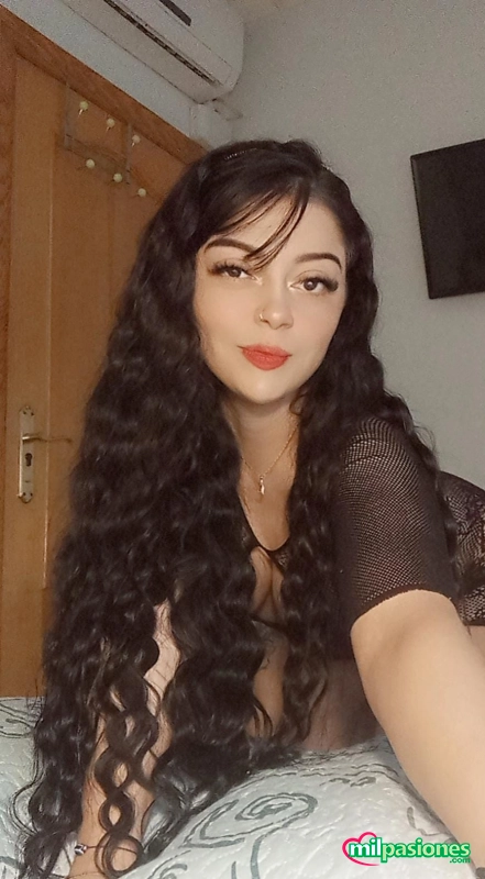 COLOMBIANA GERALDINE HERMOSA LATINA DE 24 AÑOS  - 1