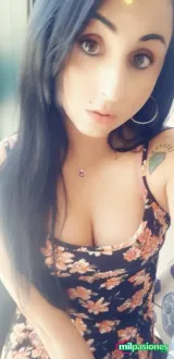 Travesti Eduarda Brasileña jovencita cariñosa. 