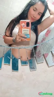 Sarita la colombiana más dulce para hacerte feliz 