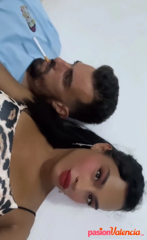 Pareja nos gusta la fiesta el morbo y pasarlo bien - 2