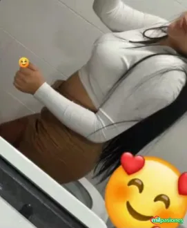 Colombiana muy bonita joven  estoy Torrevieja 