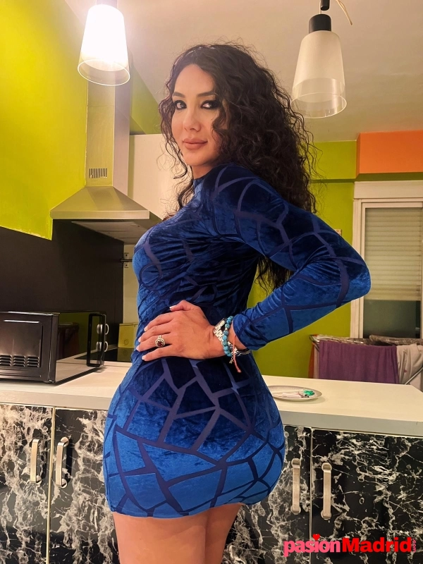 NOVEDAD, TRAVIESA CHICA TRANS IMPLICADA VEN Y D - 1