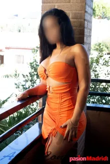 SARA MASAJISTA VENEZOLANA DISPONIBLE LAS 24 HS 