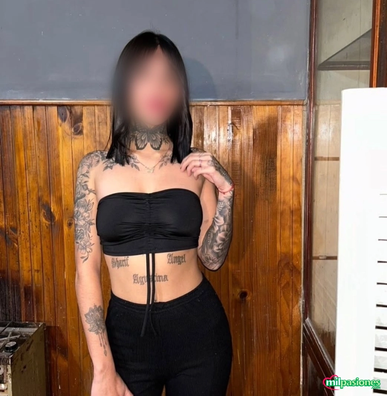 ANDREA JOVENCITA DE CONFIANZA LLAMAME CARIÑO