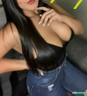 Hermosa chica nueva con ganas de conocer te 