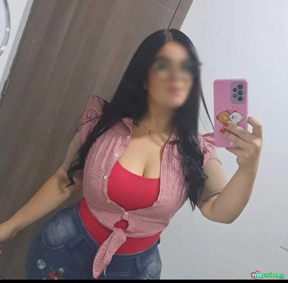 Encantadora cariñosa implicada y sensual - 3