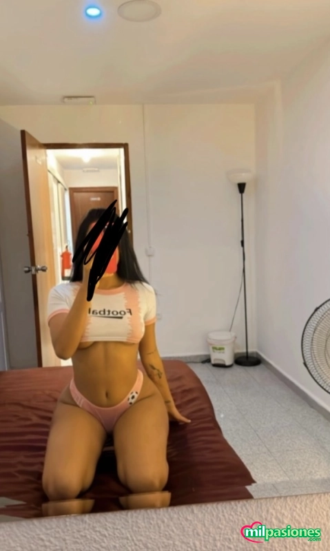 Jovencita solo servicio caliente online 